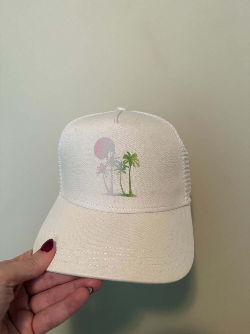 NWT White Palm Tree Sunset Mesh Trucker Hat Adjustable